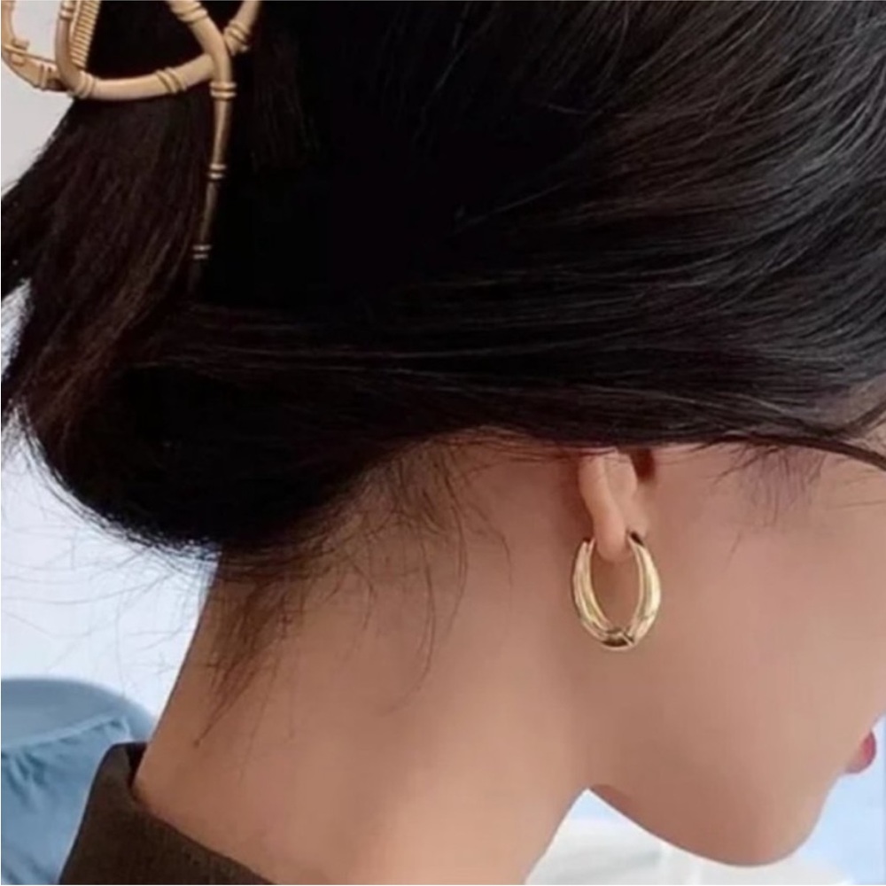 NWOT Lana 14K Gold Plated Earrings - Picture 3 of 3